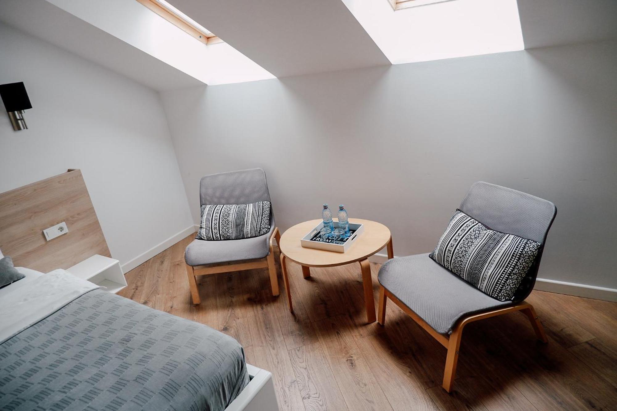 ホテル Casa M オラデア エクステリア 写真